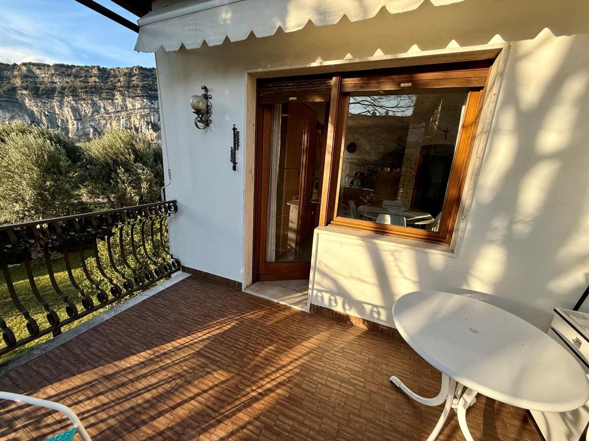 Appartamento Casa Vittoria Torbole Sul Garda Esterno foto