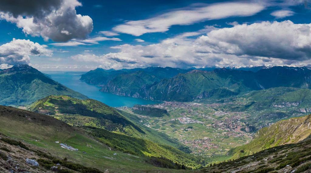 Appartamento Casa Vittoria Torbole Sul Garda Esterno foto